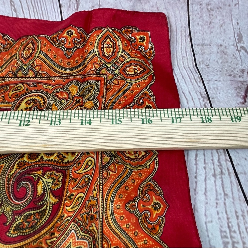 VTG LIBERTY LONDON 100% SILK PAISLEY MADE ENGLAND CLASSIC PERSIMMON ORANGE RED - Picture 6 of 6
